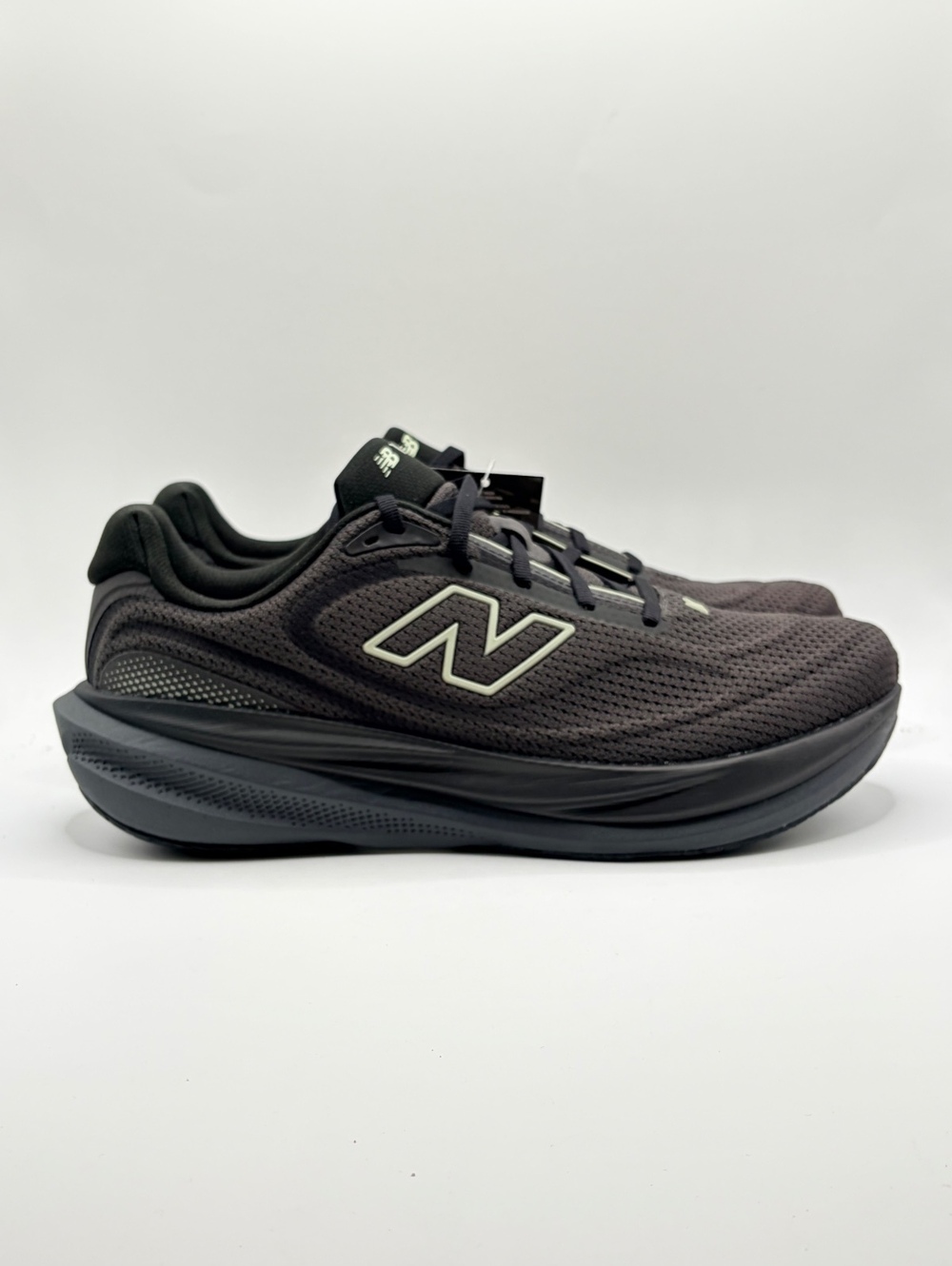 New Balance 1080v12 Men's Running Shoes Black Size 9.5 with Extra Cushioning